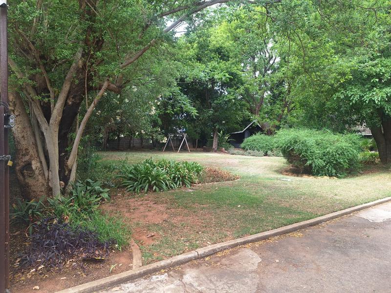 6 Bedroom Property for Sale in Stilfontein North West